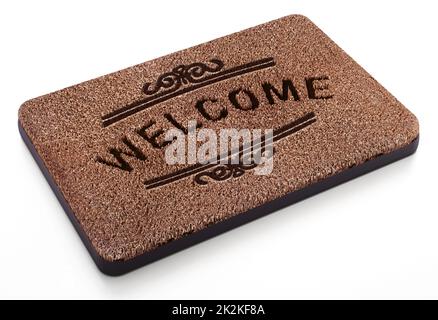 Türmatte mit Begrüßungstext isoliert auf weißem Hintergrund. 3D Abbildung Stockfoto