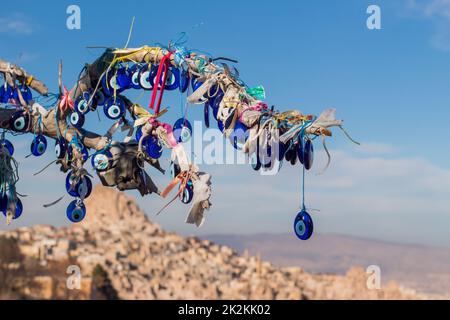 Blick auf das böse Augenamulett Stockfoto