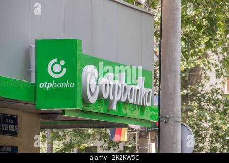 Belgrad, Serbien – 7. Juni 2022: Logo für die OTP Bank. Stockfoto