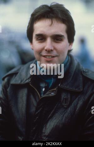 Eine Nacht in der Stadt Jahr : 1987 USA Regie : Chris Columbus Chris Columbus am Set Stockfoto