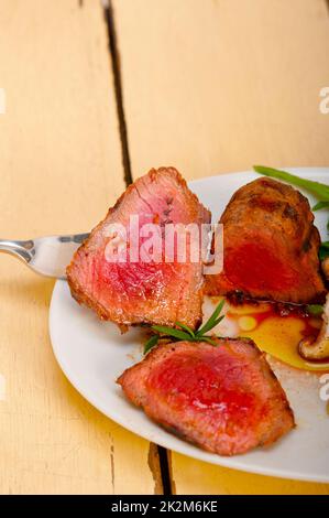 Rindfleisch Filet Mignon gegrillt mit Gemüse Stockfoto