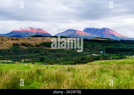 Abendansicht der Ben Nevis Range in der Nähe von Fort William, Schottland, Großbritannien - Foto: Geopix Stockfoto