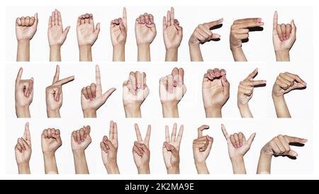 Lassen Sie Ihre Hände reden. Zusammengesetzte Aufnahme von Händen, die das Alphabet signieren. Stockfoto