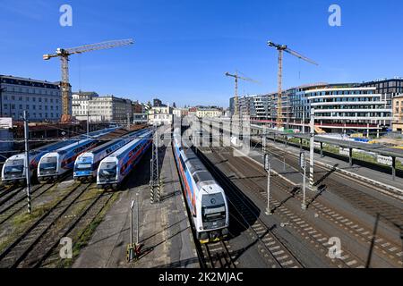 Der Bau des Bürogebäudes mit Verkaufsfläche in der Na Florenci Straße in der Nähe des Bahnhofs Masaryk in Prag, Tschechische Republik, wird am Septembererwartet Stockfoto
