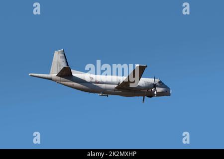 Morlaix, Frankreich - September 18 2022: Die Breguet Br.1150 Atlantic (ATL2) der französischen Marine führt Seepatrouille und Anti-U-Boot-Kriegsführung missio durch Stockfoto