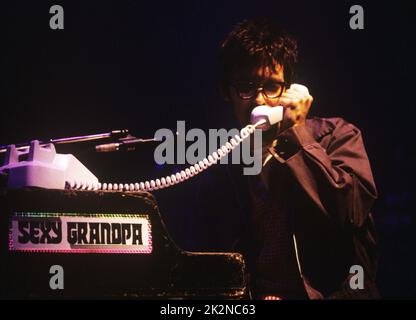 AELS ; Mark Oliver Everett, E (Gesang) ; Live at Shepherd's Bush Empire , London, UK ; Mai 1997 ; Credit : Mel Longhurst / Performing Arts Images ; www.performingartsimages.com Stockfoto