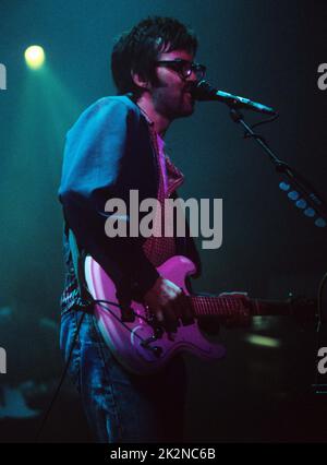 AELS ; Mark Oliver Everett, E (Gesang) ; Live at Shepherd's Bush Empire , London, UK ; Mai 1997 ; Credit : Mel Longhurst / Performing Arts Images ; www.performingartsimages.com Stockfoto