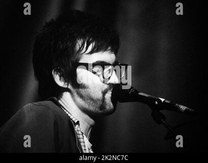 AELS ; Mark Oliver Everett, E (Gesang) ; Live at Shepherd's Bush Empire , London, UK ; Mai 1997 ; Credit : Mel Longhurst / Performing Arts Images ; www.performingartsimages.com Stockfoto