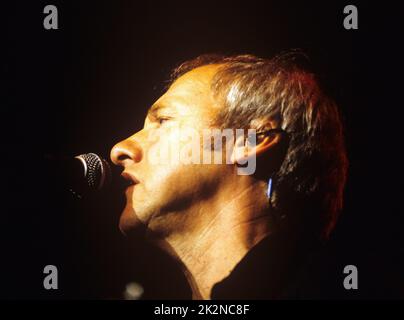 MARK KNOPFLER ; britischer Sänger, Songwriter und Gitarrist ; live in London, UK ; Credit : Mel Longhurst / Performing Arts Images ; www.performingartsimages.com Stockfoto