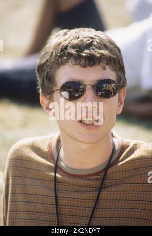 JOHN POWERS ; B. 1967, englischer Singer-Songwriter und Frontmann der Rockband, Besetzung und ehemaliger Bassist für The La's ; Backstage beim V Festival, Hylands Park, Chelmsford, UK; August 1996 ; Credit : Mel Longhurst / Performing Arts Images ; www.performingartsimages.com Stockfoto