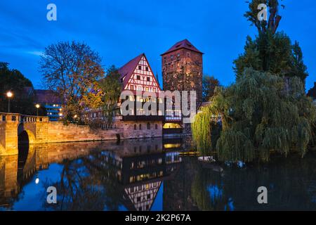 Die Stadt Nürnberg befindet sich am Fluss Pegnitz. Nürnberg, Franken, Bayern, Deutschland Stockfoto