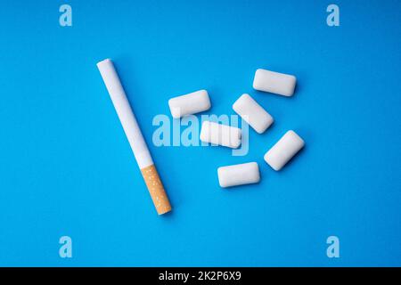 Nikotinkaugummiraucher-Ersatzpillen Stockfoto