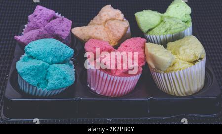 Gedämpfter Schwammkuchen. Foto der Speiseplatte Stockfoto