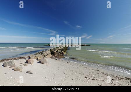 Am Strand, an der ostsee, an den Steinen, SchÃ¶nberger Strand, SchÃ¶nberg, Schleswig-Holstein, Norddeutschland Stockfoto