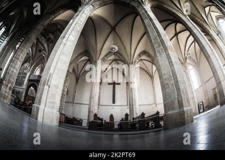 PRAG, TSCHECHISCHE REPUBLIK - 23. MAI 2017: Das Schiff des Klosters Emmaus Stockfoto