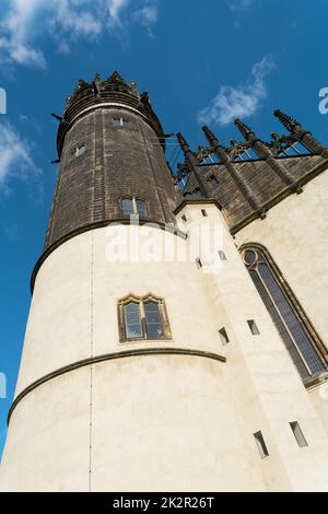 Schlosskirche Schlosskirche in der Altstadt von Wittenberg. Sie gilt als Ausgangspunkt der Reformation in Deutschland. Stockfoto