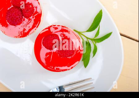 frischen Kuchen Himbeer-Mousse dessert Stockfoto