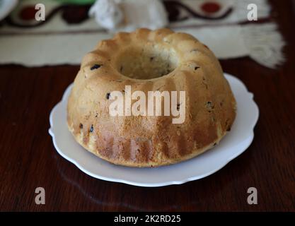 Traditioneller Ukrainischer Osterkuchen Kulich Stockfoto