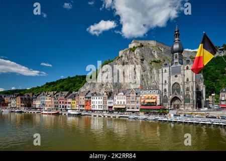 Blick auf die malerische Dinant Stadt. Belgien Stockfoto