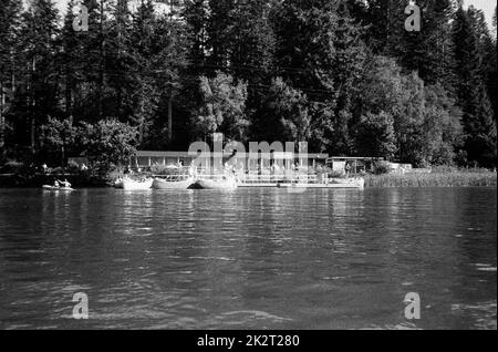 Bootshaus in Centre Parcs, Longleat, Wiltshire, England, vereinigtes Königreich. Stockfoto