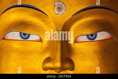 Maitreya Buddha Gesicht nah oben, Ladakh Stockfoto