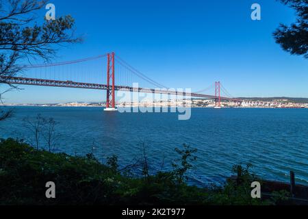 Ponte 25 de Abril Stockfoto