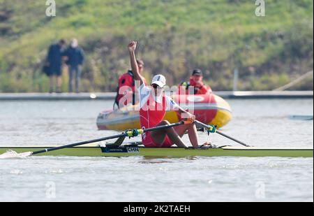 Racice, Tschechische Republik. 22. September 2022. Shiyu lu aus China tritt am 23. September 2022 in Racice, Tschechien, beim Halbfinale der Frauen-Schädel am 6. Tag der Ruderweltmeisterschaften 2022 im Labe Arena Racice an. Kredit: Jan Stastny/CTK Foto/Alamy Live Nachrichten Stockfoto