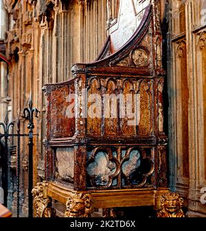 Der Krönungsstuhl in Westminster Abbey London, Großbritannien Stockfoto