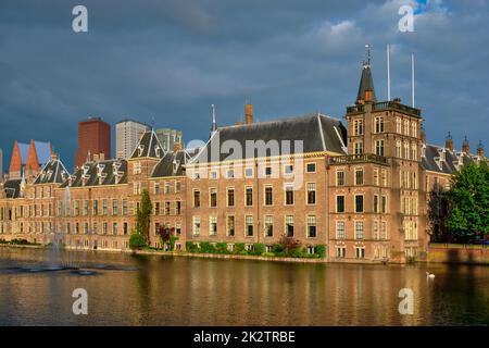 Hofvijver See und Binnenhof , Den Haag Stockfoto