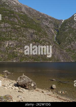 Frühlingszeit in Eidfjord in norwegen Stockfoto