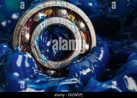 Schmierfett, synthetisches Lithium-Komplex-Schmierfett in Premium-Qualität, hohe Temperaturen und Maschinenschmierung für Automobil- und Industrieanwendungen. Stockfoto