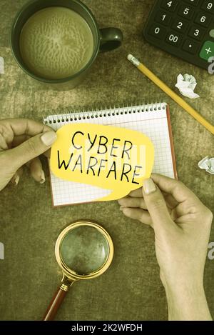 Textunterschrift zur Darstellung von Cyber Warfare. Geschäftsansatz Virtual war Hackers System greift digitalen Dieb Stalker an Stockfoto