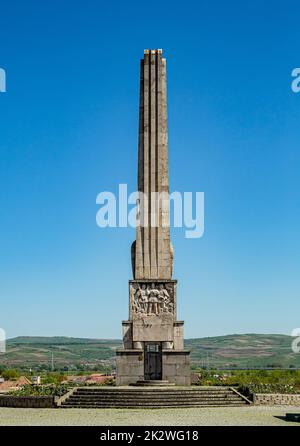 Obelisk von Horea, Closca und Crisan in Alba Iulia, Siebenbürgen, Rumänien Stockfoto