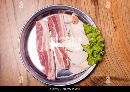 Koreanischer traditioneller Stil frisches Schweinefleisch Rindfleisch Bauch BBQ Stockfoto