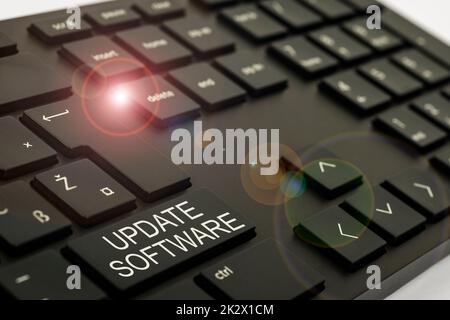 Textüberschrift zur Darstellung der Update-Software. Konzeptionelles Foto Programm durch eine neuere Version desselben Produkts ersetzen Computertastatur und Symbol.Informationsmedium für Kommunikation. Stockfoto