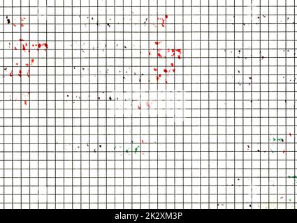 Hohe Auflösung, verschlissene dicke Linien kariertes Papier Texturhintergrund Scannen mit Farbflecken beim Schreiben mit Markern, verwitterte Altpapiertapete mit Platz zum Kopieren von Text Stockfoto