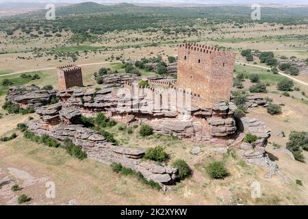 Schloss Zafra, 12.. Jahrhundert, in Campillo de Duenas, Spanien Stockfoto