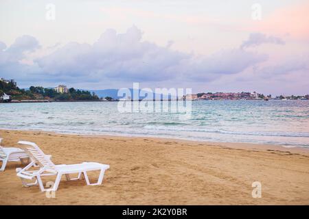 Wunderschönes Meer und Sandstrände von Bulgarien Nessebar Stockfoto