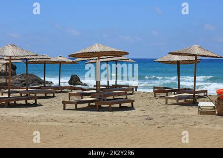 Falassarna roter Sandstrand Kissamos Creta Insel Sommerferien 2020 covid-19 Corona Virus Saison Moderne hochwertige Drucke Stockfoto