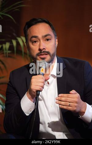 Joaquin Castro USA, 23.. September 2022. Repräsentant, D-San Antonio Castro, der beim Texas Tribune Festival spricht, dient seiner fünften Amtszeit als Repräsentant des Kongressbezirks 20, der einen großen Teil von San Antonio umfasst, im US-Repräsentantenhaus. Zentrale Presbyterianische Kirche in Austin, Texas. Mario Cantu/CSM/Alamy Live News Stockfoto