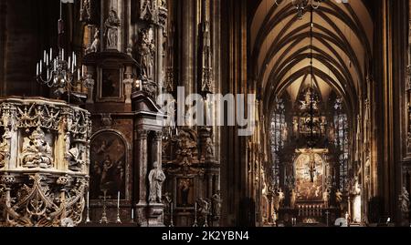 Gotik, Kirche, Figuren, Österreich, Wien Kirche, Wien Dom, Stephansdom, er ist das Wahrzeichen von Wien Stockfoto