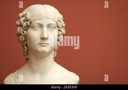 Alte römische Statue im Glypotek Kunstmuseum von Kopenhagen (Dänemark) Stockfoto