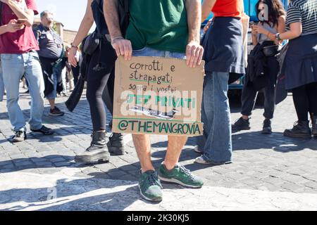 Rom, Italien. 23. September 2022. Von Fridays organisierte Demonstration für die Bewegung Future Italy anlässlich des Globalen Klimastreiks. (Foto von Matteo Nardone/Pacific Press) Quelle: Pacific Press Media Production Corp./Alamy Live News Stockfoto