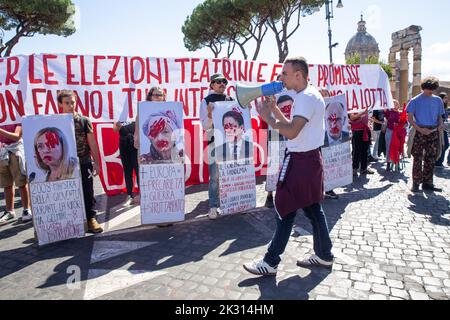 Rom, Italien. 23. September 2022. Von Fridays organisierte Demonstration für die Bewegung Future Italy anlässlich des Globalen Klimastreiks. (Foto: Matteo Nardone/Pacific Press/Sipa USA) Quelle: SIPA USA/Alamy Live News Stockfoto