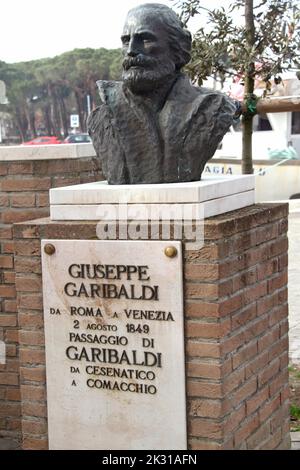 Cesenatico, Italien. Büste gewidmet Giuseppe Garibaldi, Führer in der Schaffung des Königreichs Italien. Stockfoto