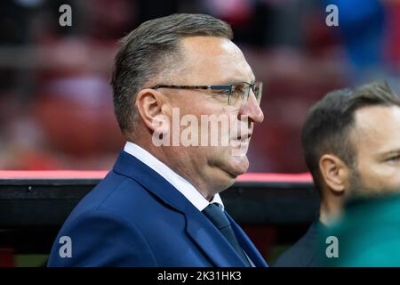 Warschau, Polen. 22. September 2022. Czeslaw Michniewicz Trainer von Polen gesehen während der UEFA Nations League, League A Group 4 Spiel zwischen Polen und den Niederlanden im PGE National Stadium. Endstand; Polen 0:2 Niederlande. Kredit: SOPA Images Limited/Alamy Live Nachrichten Stockfoto