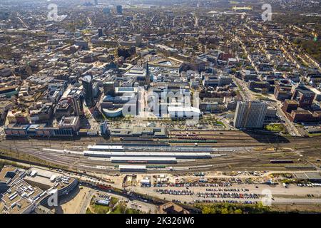 Luftaufnahme, Baustelle am Dortmunder Hauptbahnhof mit Blick in die Innenstadt, Stadt, Dortmund, Ruhrgebiet, Nordrhein-Westfalen, Deutschland, Bahn Stockfoto