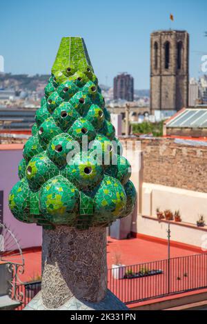 Guell Palace, berühmte frühe Gaudi-Architektur, Barcelona, Spanien Stockfoto
