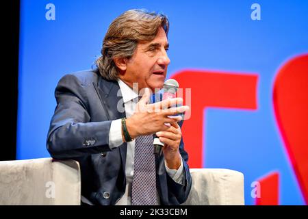 Trient, Italien. 24. September 2022. Urbano Cairo, Präsident von RCS Mediagroup und Turin FC während 2022 Festival dello Sport - Tag 3, Veranstaltungen in Trient, Italien, September 24 2022 Quelle: Independent Photo Agency/Alamy Live News Stockfoto