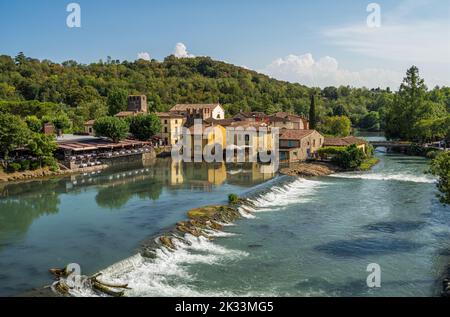 Das schöne Dorf Borghetto in der Nähe von Valeggio sul Mincio. Provinz Verona, Venetien, Italien Stockfoto